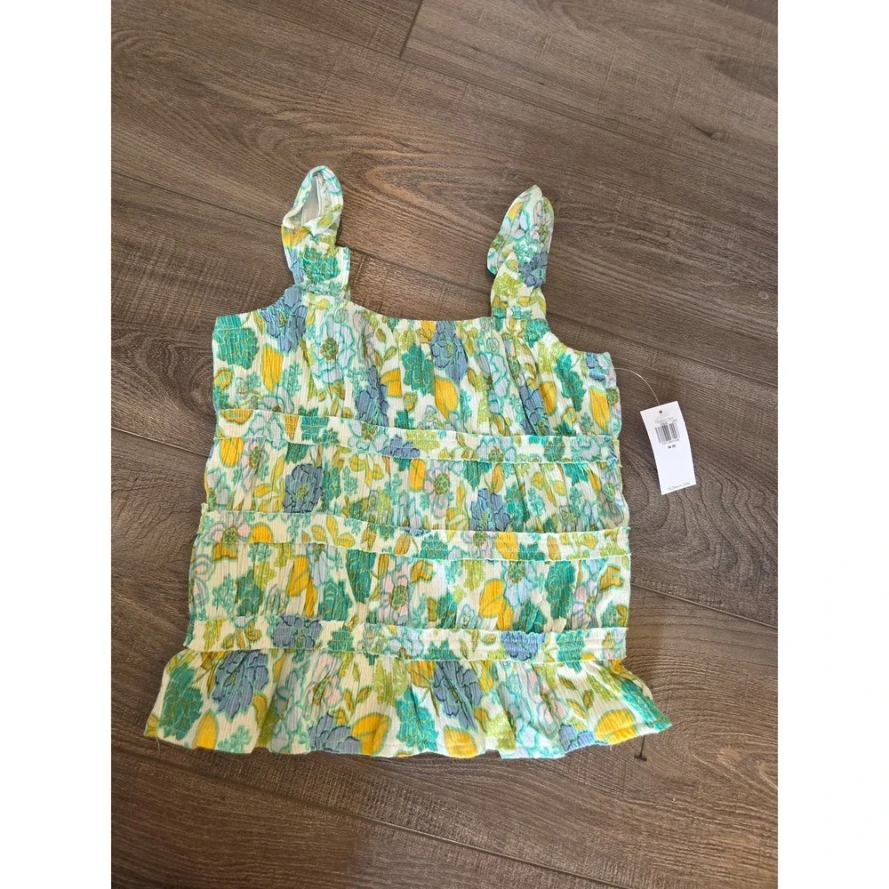 Old navy girls‎ tanks size 8 lot